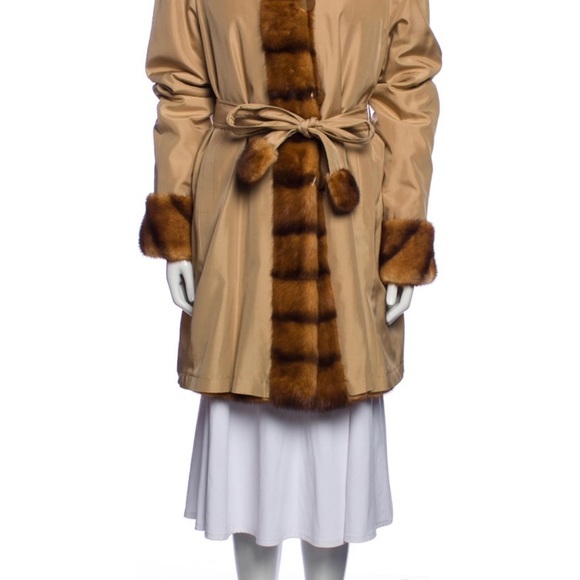 Amazing vintage  coat with real fur. One of a kind. - Picture 2 of 5